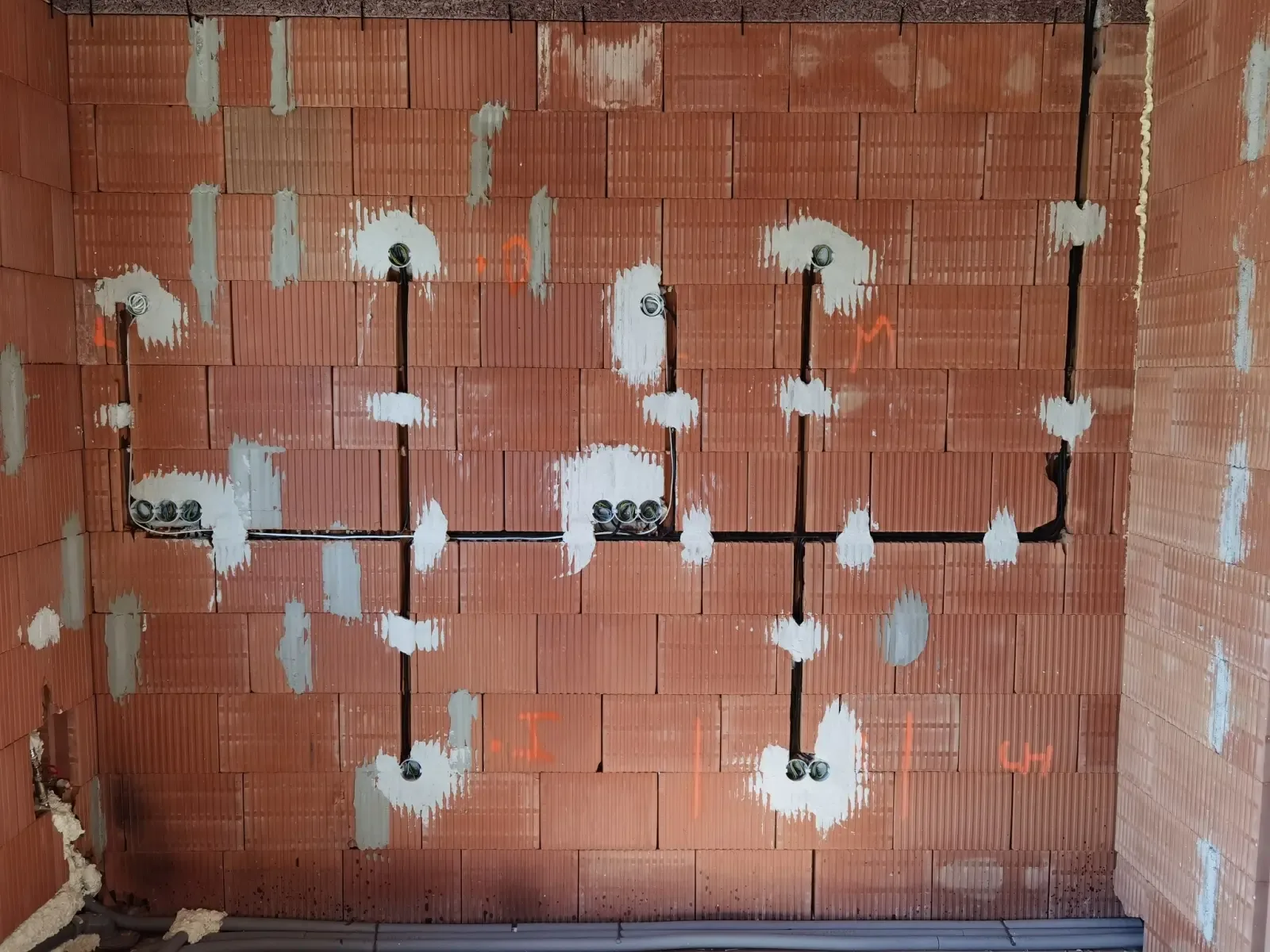 Majstri elektrikári s. r. o. foto 5