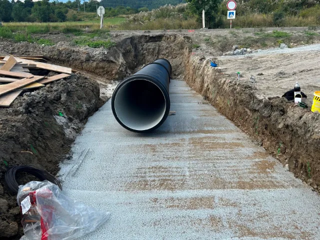 Stavebné práce na dialnici D1– Úprava cesty – fotka 2