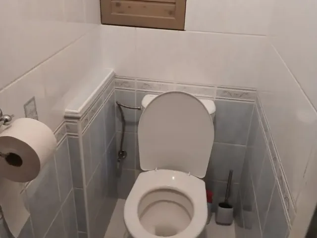 Rekonštrukcia kúpelňe a záchoda – fotka 5