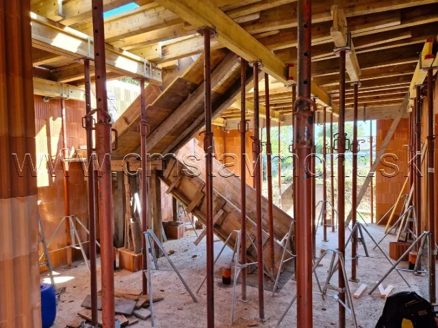 Hrubá stavba rodinného domu – fotka 4