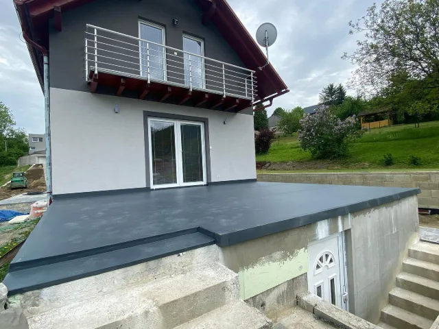 Rekonštrukcia terasy pred a po