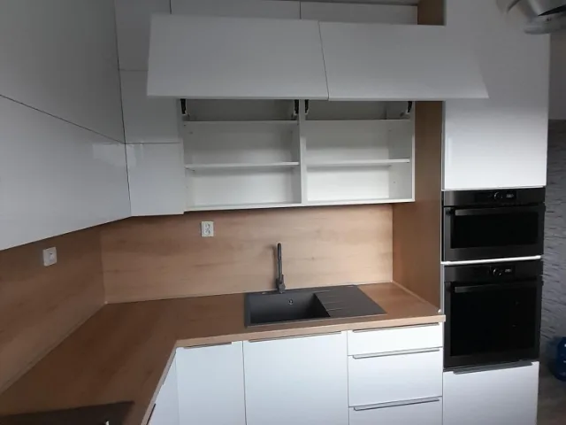 Kuchyňa na mieru – fotka 4