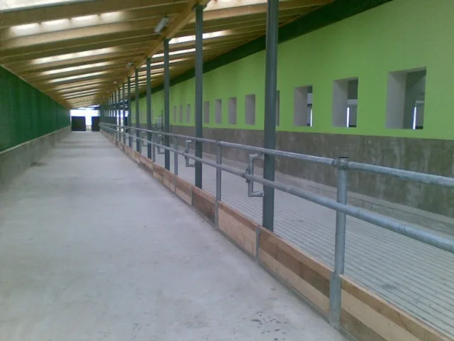 Rekonštrukcia poľnohospodárskej stavby – fotka 6
