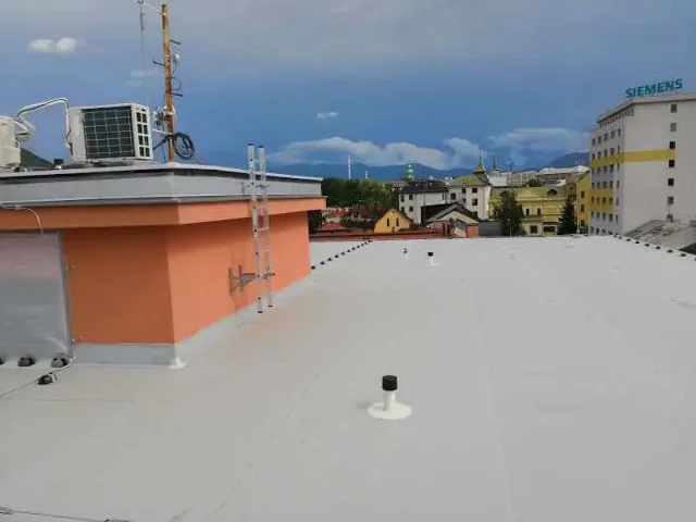 Plochá strecha krytina PVC