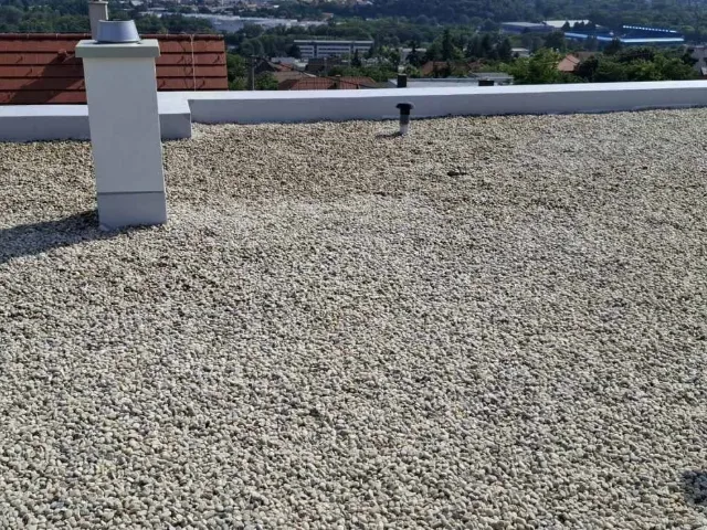 Hydroizolácia strechy s PVC fôliou