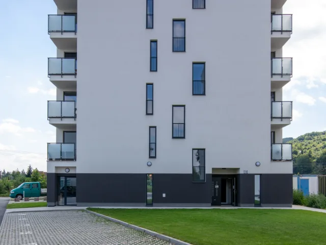 Dodávka a montáž elektroinštalácie v obytnom dome Bulgari