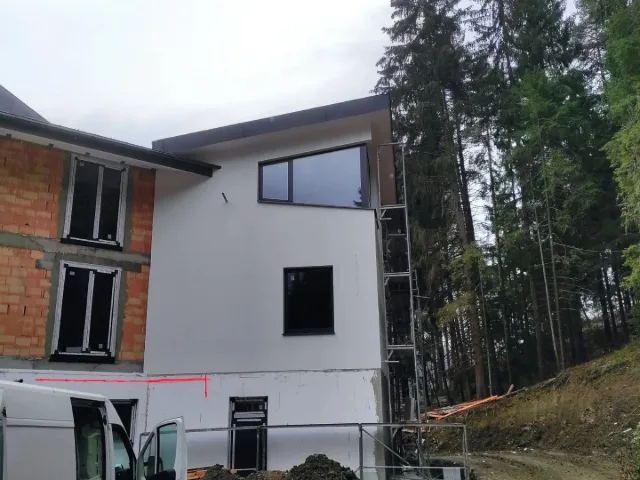 Zateplenie stropu hotela – fotka 2