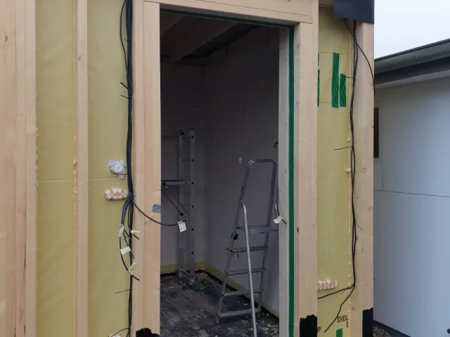 Kompletná inštalácia elektrických rozvodov – fotka 3