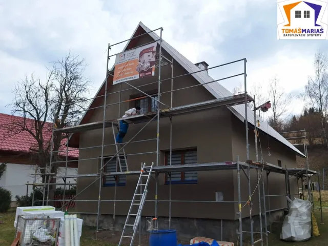 Fasádne práce rodinný domček – fotka 3