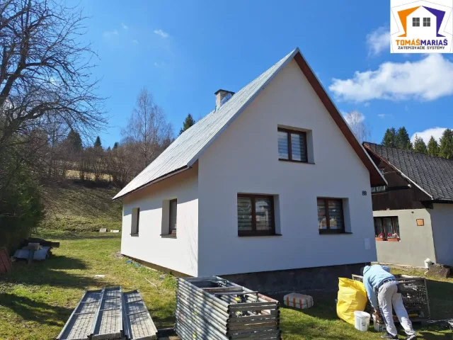 Fasádne práce rodinný domček – fotka 4